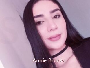 Annie_Brooks
