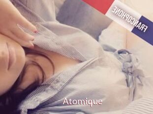 Atomique