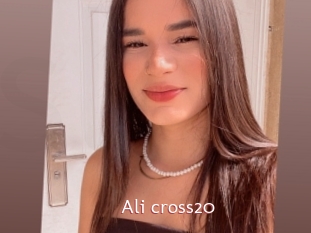Ali_cross20