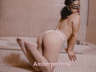 Amberpetite19