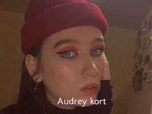 Audrey_kort