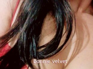 Bonnie_velvet