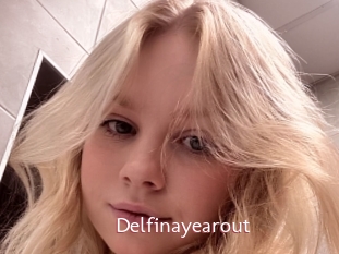 Delfinayearout