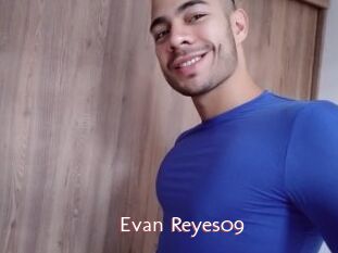 Evan_Reyes09