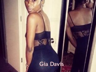 Gia_Davis