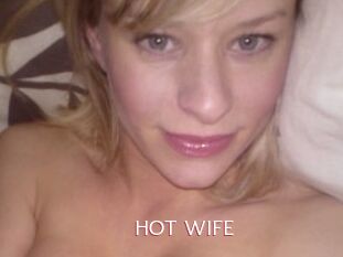 HOT_WIFE