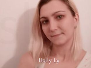 Holly_Ly