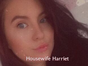 Housewife_Harriet