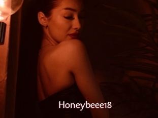 Honeybeee18