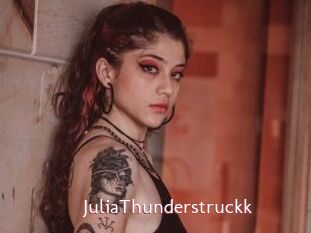 JuliaThunderstruckk