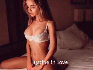 Justine_in_love