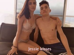 Jessie_kisses