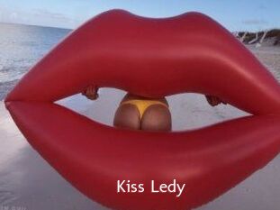 Kiss_Ledy