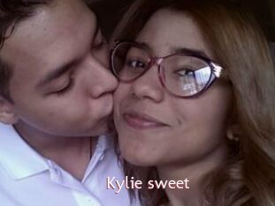 Kylie_sweet