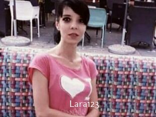 Lara123