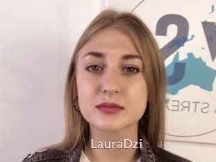 LauraDzi