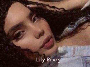Lily_Roxxy