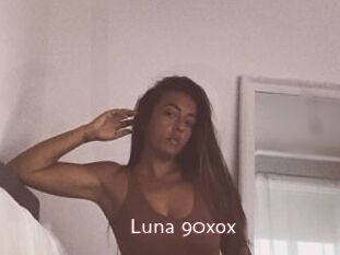 Luna_90xox