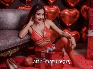 Latin_mature975