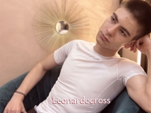 Leonardocross