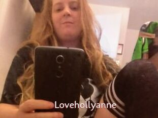 Lovehollyanne