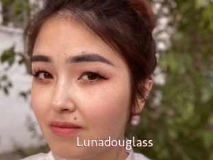 Lunadouglass