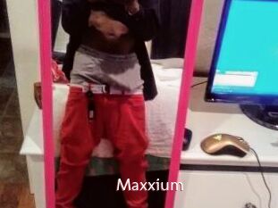 Maxxium