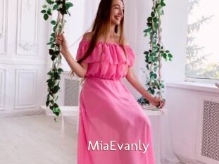 MiaEvanly