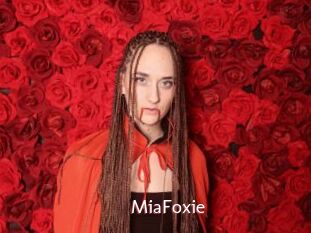 MiaFoxie
