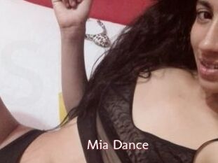Mia_Dance