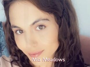 Mia_Meadows