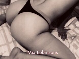 Mia_Robinsons