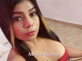 Melanybonnet