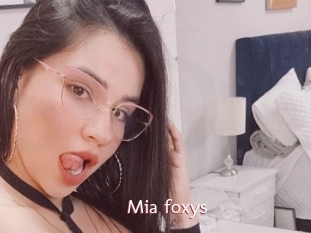 Mia_foxys