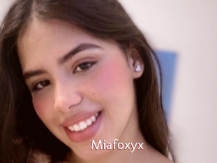 Miafoxyx