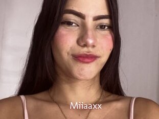 Miiaaxx