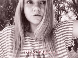 Nikkyhotmoomy