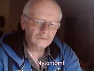 Nylontomi