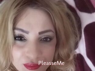 PleasseMe