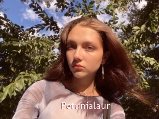 Petunialaur