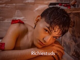 Richiestuds