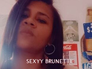 SEXYY_BRUNETTE