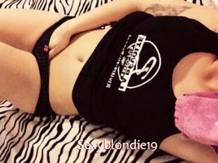 Sexyblondie19