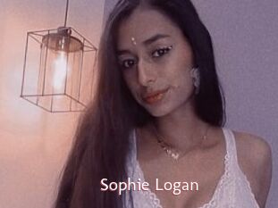 Sophie_Logan