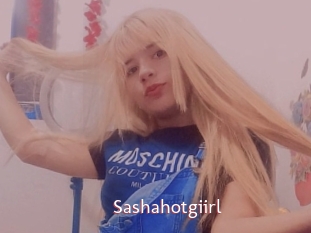 Sashahotgiirl