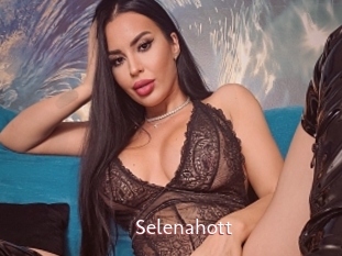 Selenahott