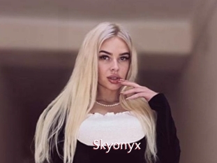 Skyonyx