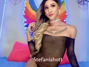 Stefaniahott
