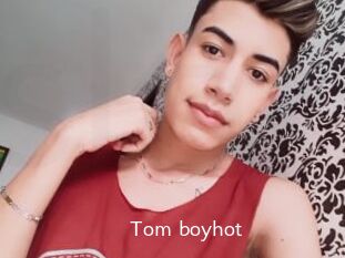 Tom_boyhot