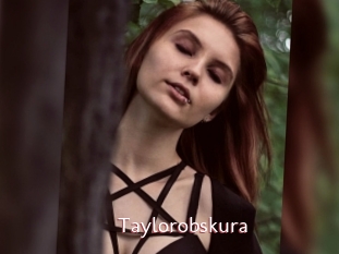 Taylorobskura